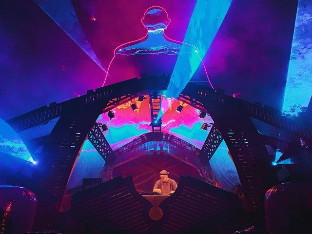 DJ Fixtures & Fittings